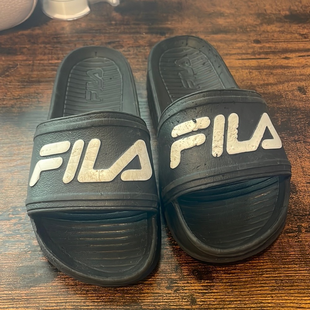 Black Fila kids slide